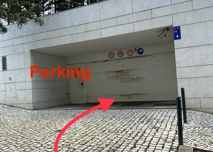 Bom Dia Parque Nacoes Lisboa W